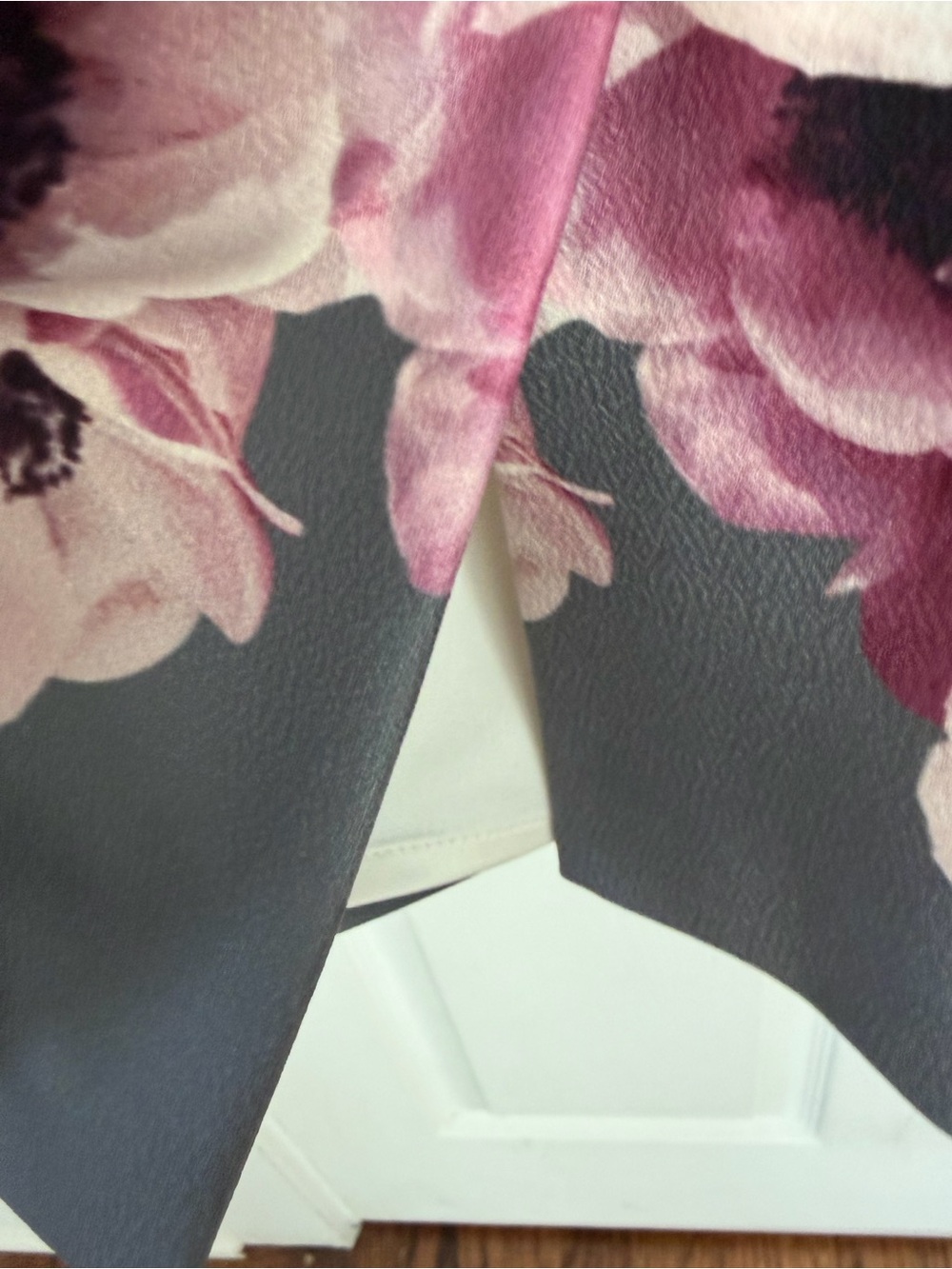 Ted Baker sheath dress with buckle detail on back - Picture 8 of 9